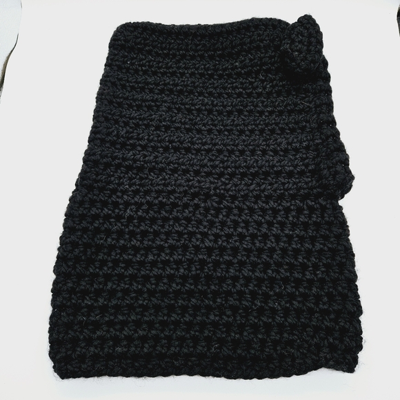 HANDMADE | chunky hand knit hood with ears - Picture 6 of 6